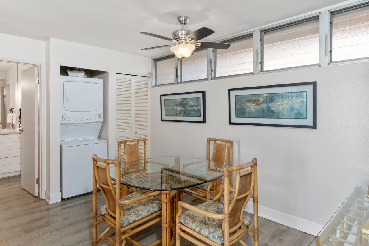 Incredible Beachfront 1Br - Sleeps 4 Awesome Location And In The Center Of Restaurants Many Beaches Golf And More Kahana Exterior foto