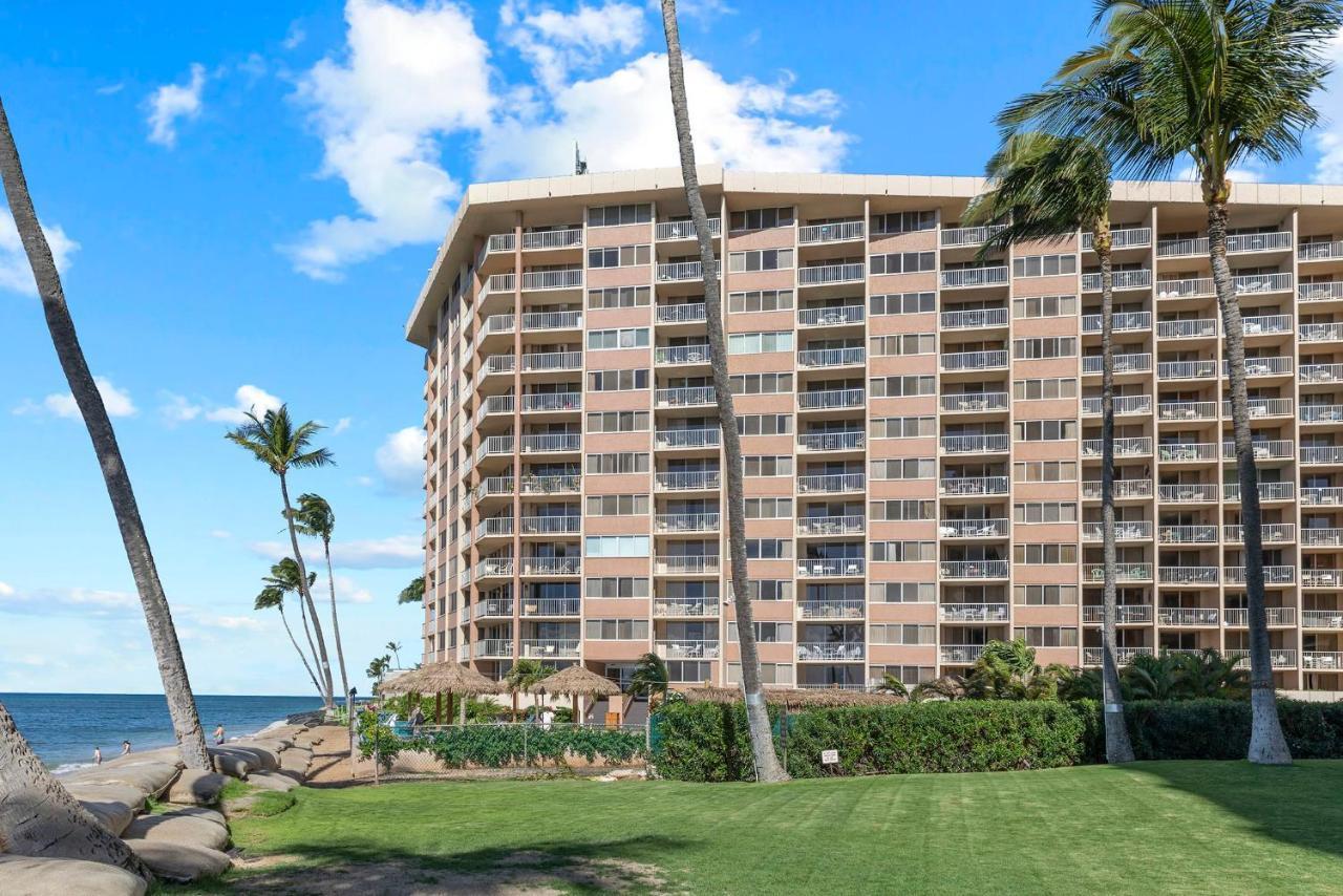 Incredible Beachfront 1Br - Sleeps 4 Awesome Location And In The Center Of Restaurants Many Beaches Golf And More Kahana Exterior foto